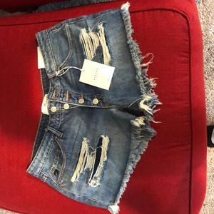 Distressed shorts